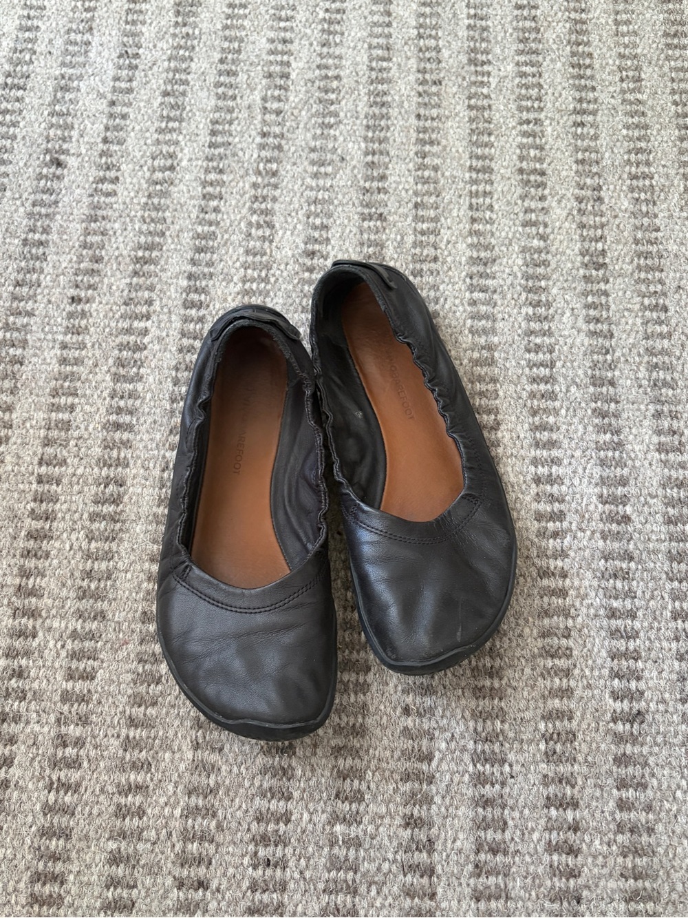 Vivobarefoot Asana Yin Ballerina Black Leather Flats